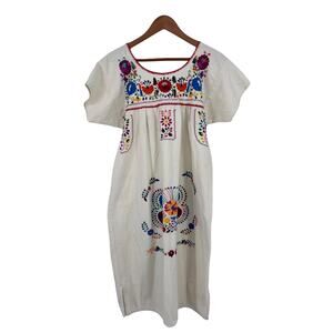 vintage 1970s floral embroidered Oaxacan dress